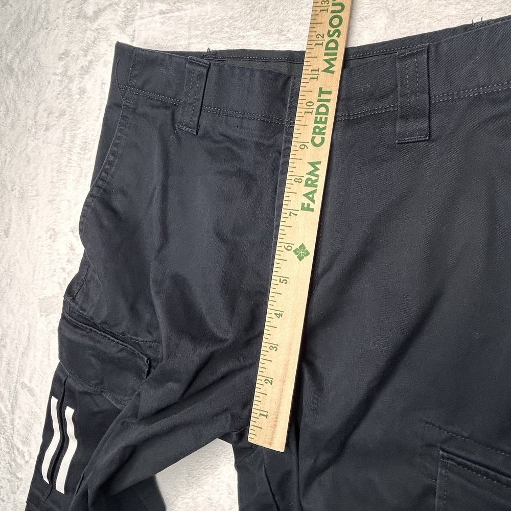 Lands End Men's 30 Black Cargo Traditional Fit Flat Front Shorts Casual - Picture 11 of 12